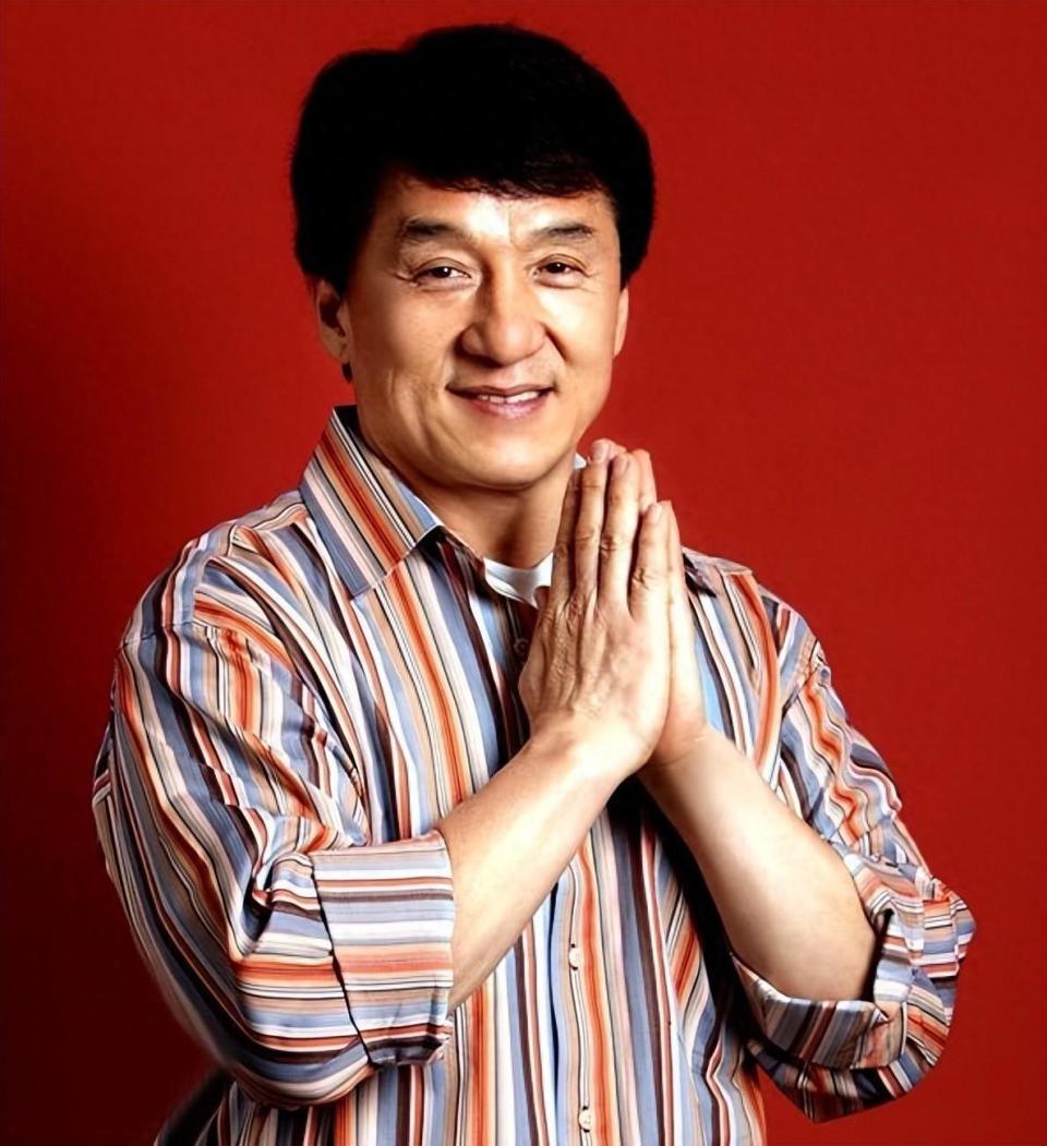 成龙生日多位明星送祝福,这一天,再次体现了他的"江湖地位"!_腾讯新闻