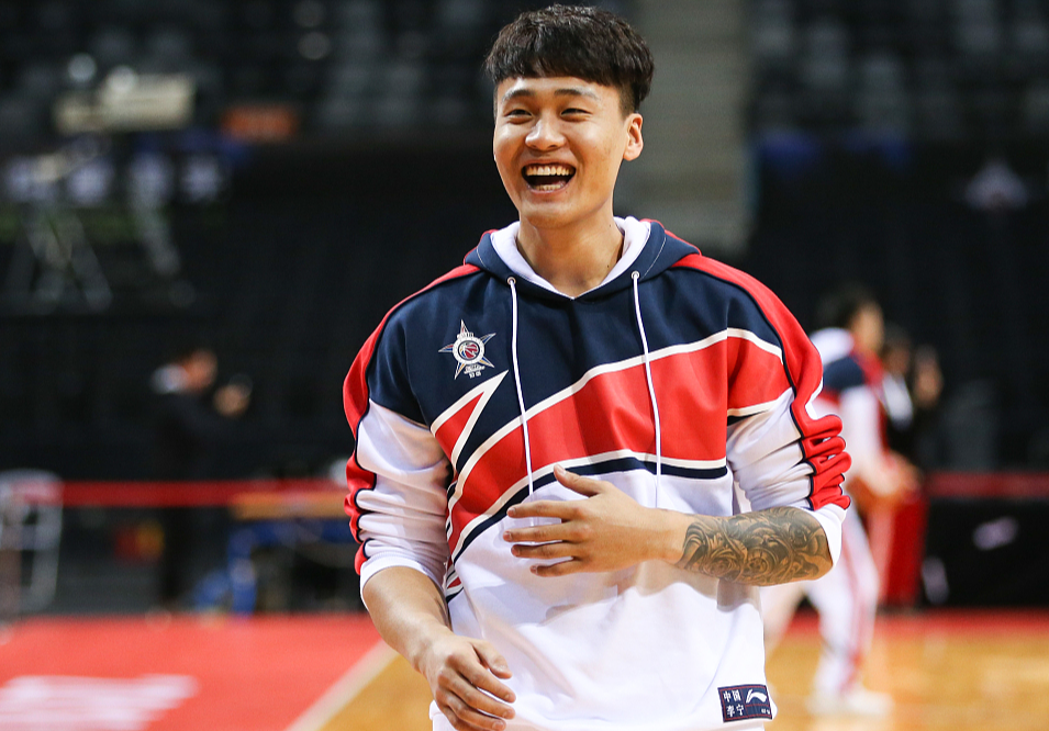 准压哨官宣赵睿伤缺全明星 关评论避免被喷