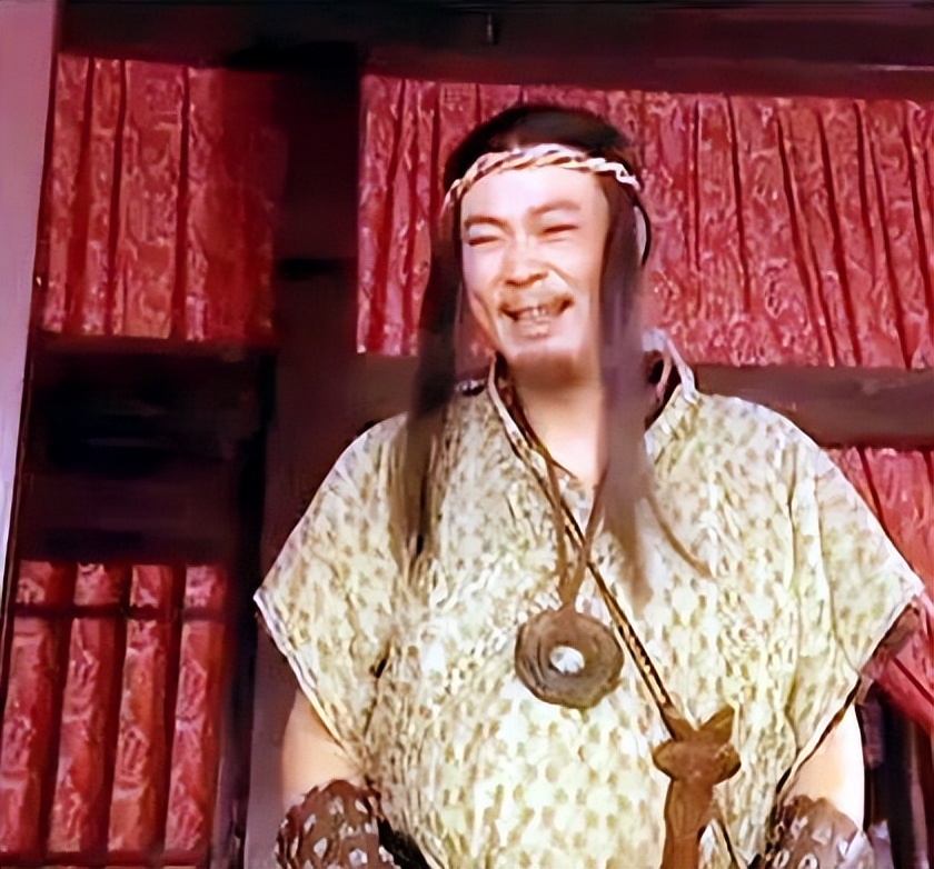 在那之后,他接连出演了《大脚马皇后》《十八罗汉》《炊事班的故事》