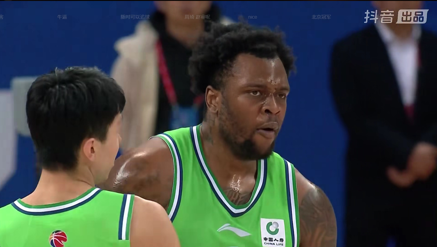 天津隊末節13-0大爆發，北汽客場遭遇慘敗，三頂級後衛手感冰涼 - 