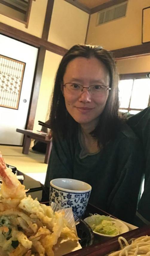 我38岁辞掉铁饭碗留学日本,发现这里开业送白花篮,结婚穿白衣服