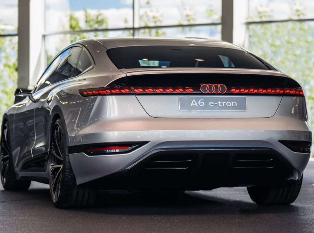 奥迪纯电版a6量产版来了新一代颜值王