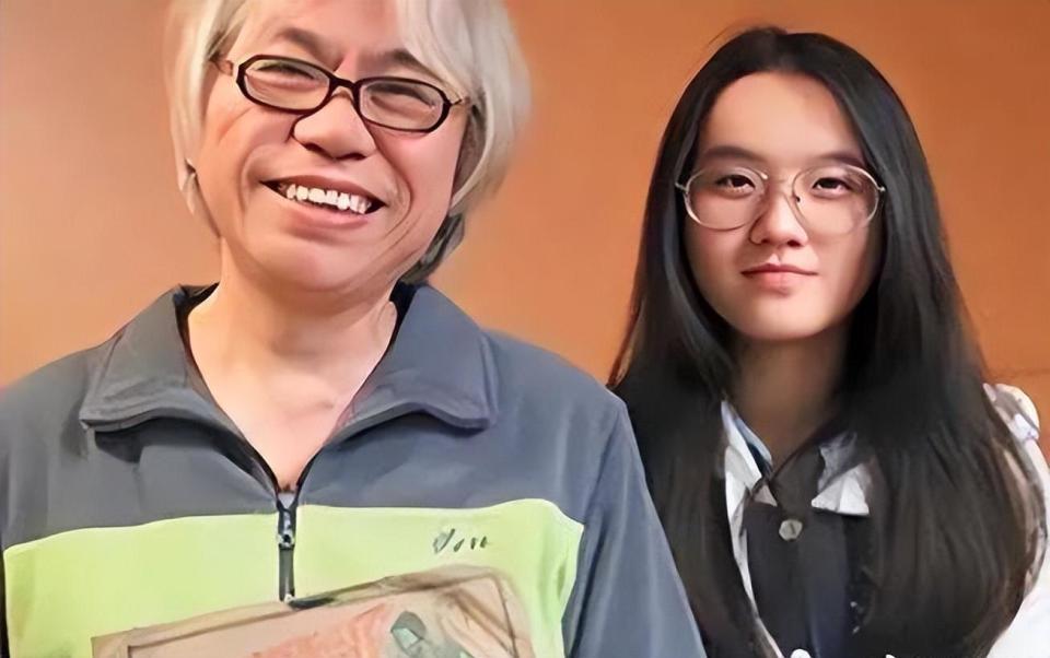 李坤城海葬,林靖恩被继子赶出家,直言不要钱,下辈子还要嫁给他-腾讯