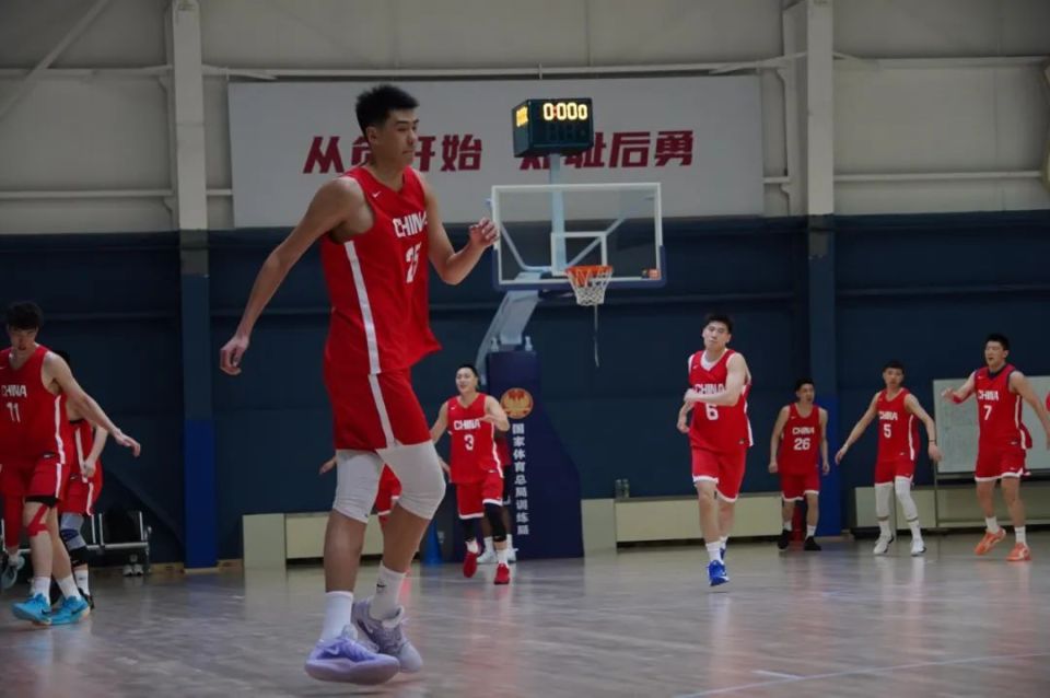 中国男篮拉练变“旅游”？媒体人否认：郭士强带队练挺狠