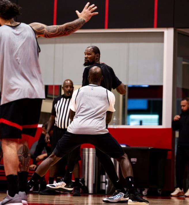 恭喜火箭隊！杜蘭特已隨隊訓練，又主動加練投籃！G2復出問題不大 - 