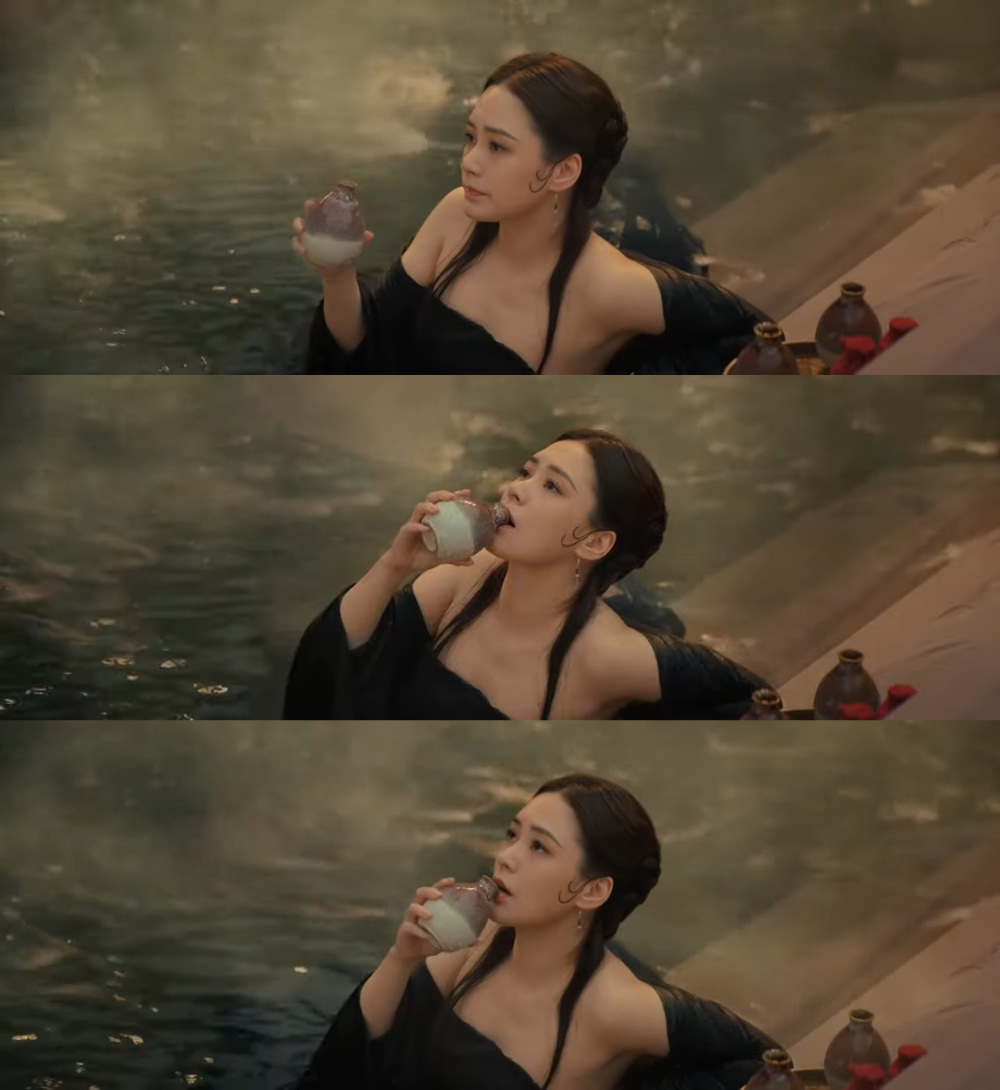 仅仅半年时间,钟欣桐瘦身成功,恢复颜值巅峰,时不时晒出小蛮腰筷子腿