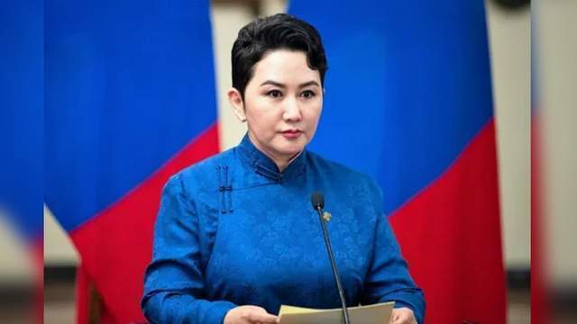 前不久刚访问完中国的蒙古国外长巴特策策格日前在接受采访时表示