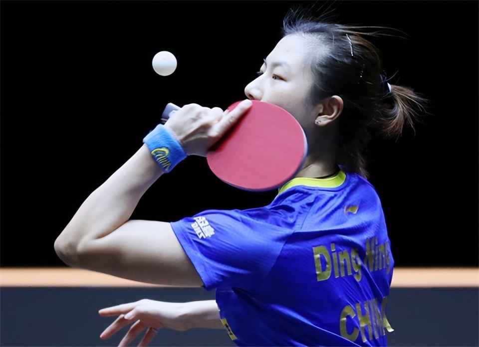 伊藤美诚4-0丁宁成耻辱?