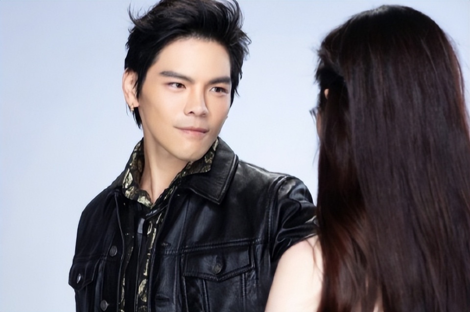 纪凌尘,金莎,李菲儿,李明德,王锵,王梓薇,许君聪,徐若晗,向佐,焉栩嘉