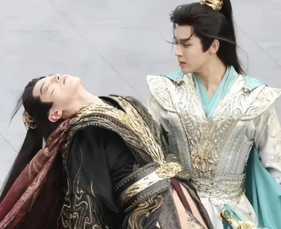 《少年白马醉春风》结局：叶鼎之自杀，百里家绝后！何其悲哀_腾讯新闻