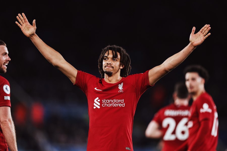 利物浦vs维拉首发萨拉赫领衔三叉戟加克波出击亨德森坐镇