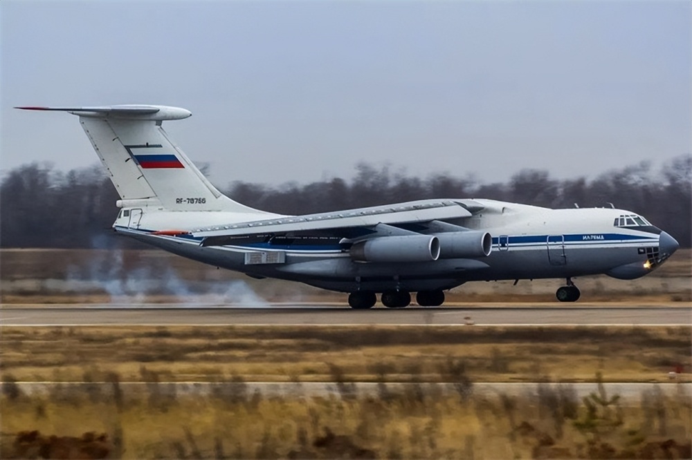 一口气70多架大型运输机,俄罗斯战略空运能力有多强_腾讯新闻