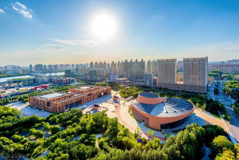 从东北最大的城市到今天的五线小城,历史上的辽阳究竟有多强