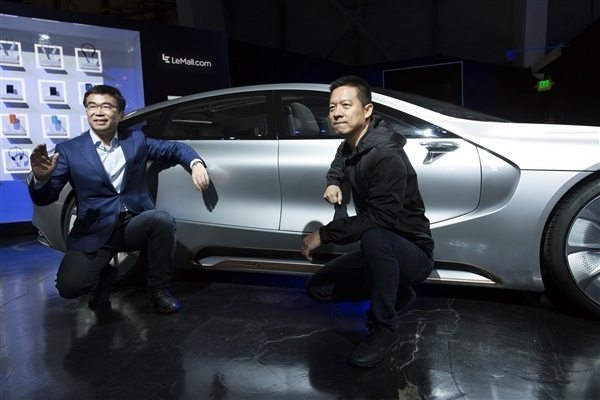 前脚起诉高合丁磊,如今又讽刺雷军的小米,自己却十年只卖车10台_腾讯