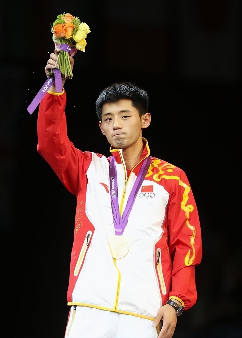 张继科万万想不到自己不仅能站在冠军的领奖台,还能被钉在道德耻辱柱