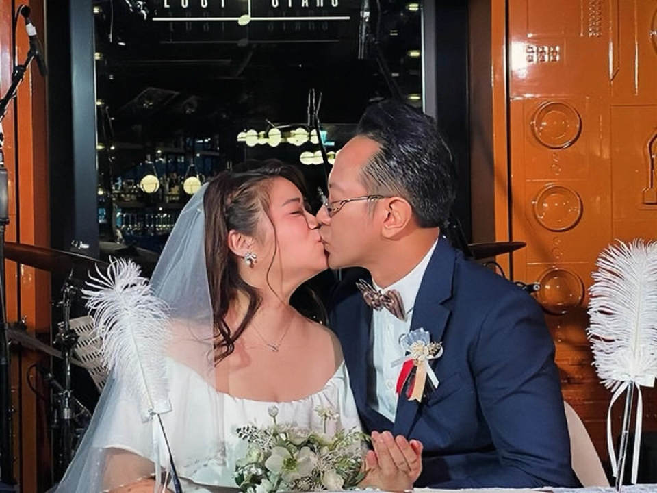 而曾和朱柏谦合作的谢安琪,余香凝以及周家怡等人,也有在网上送上祝福