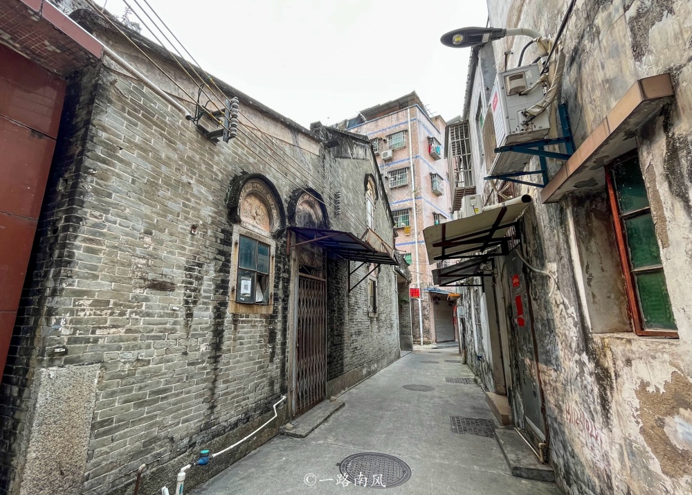 珠海免费开放的老街每一面老墙都有故事但几乎没有游客