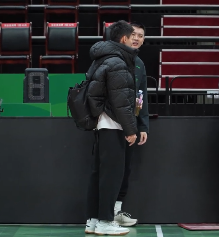 威爾斯26+4獻關鍵罰球！遼寧險勝寧波避連敗 付豪16+10馬丁14分 - 