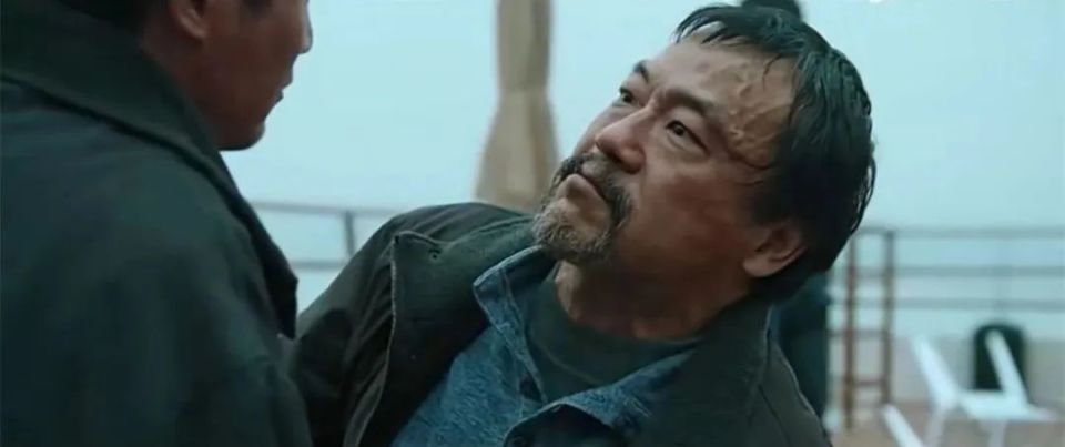 《宿敌》大结局：吴豫假死执行新任务，3段感情全辜负，黄萧苦等意难平_腾讯新闻