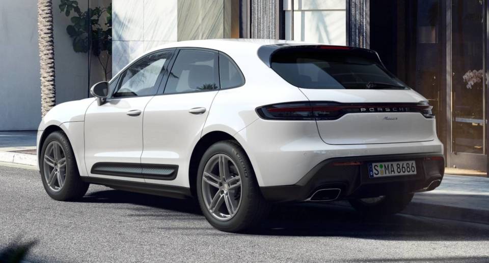 保时捷滞销!macan裸车来到40万出头,混动911能力挽狂澜吗?