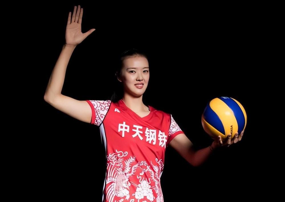 张常宁缺席世联赛去日本旅游 球迷吐槽应跟随中国女排去韩国_腾讯新闻