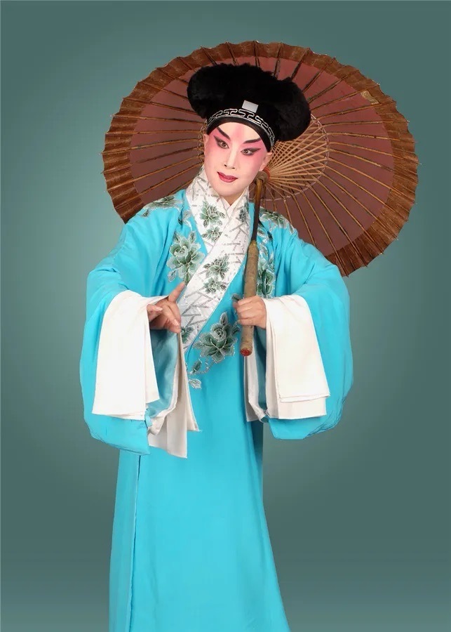 而北京市演艺服务平台项目培育的77剧场,吉祥大戏院,繁星戏剧村等演艺