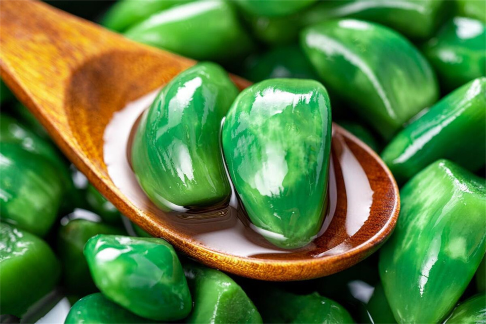 641
