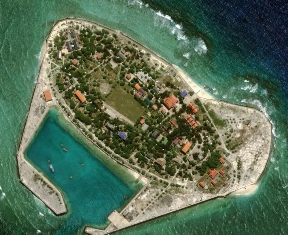 双子岛扼守南沙北门户战略位置特殊已被侵占52年至今无法收回