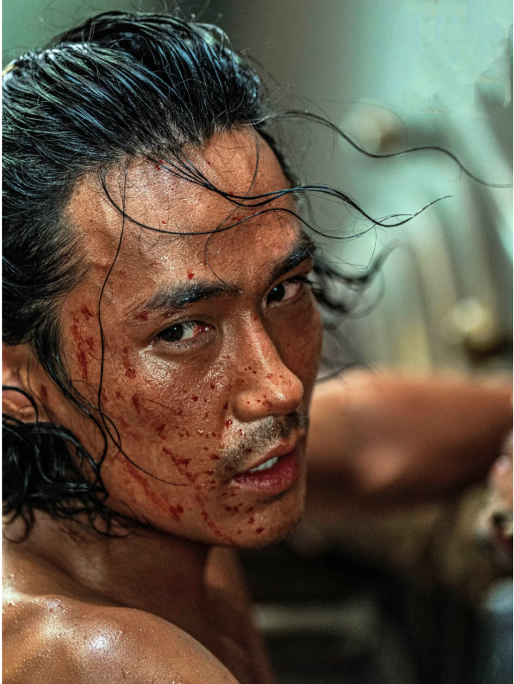 上映前,我们可是被主演们一身的腱子肉给吸引了哟,首次亮肌肉的朱一龙