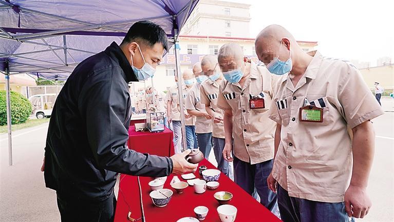 沧南监狱举办非遗展示活动_腾讯新闻