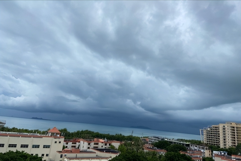 “处暑雨，难保米；处暑晴，秋老虎”，8月23日处暑，晴天好还是下雨好？_腾讯新闻