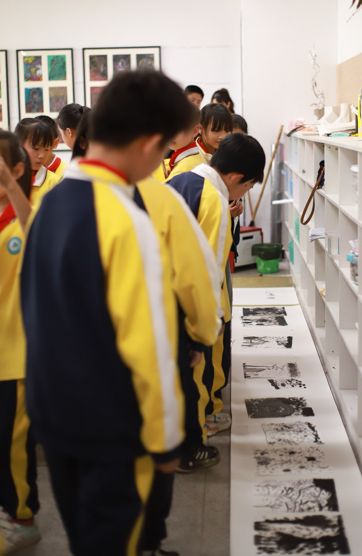 课堂展示:展现美育变革新风貌浙江省特级教师曹建