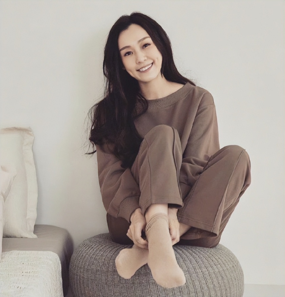 范玮琪参加拼盘演唱会复出,如果不是陈建州,她也不会沦落至此!