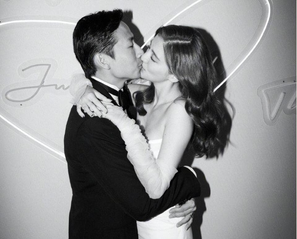 吴千语晒合照为老公庆生,甜喊施伯雄"我的爱",婚后越爱越高调_腾讯