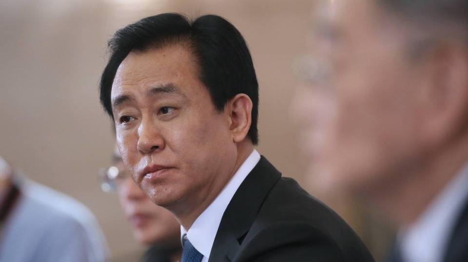 许家印落马,前中国首富挖里皮,造恒大8冠王 2亚冠