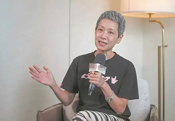 有一种差距叫叶童和赵雅芝,白娘子30年后,两人现状成天壤之别_腾讯