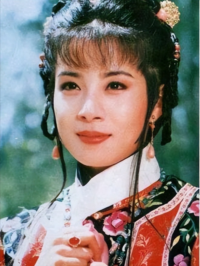 还记得"哑巴新娘"岳翎吗?隐退17年,如今54岁的她怎样了?