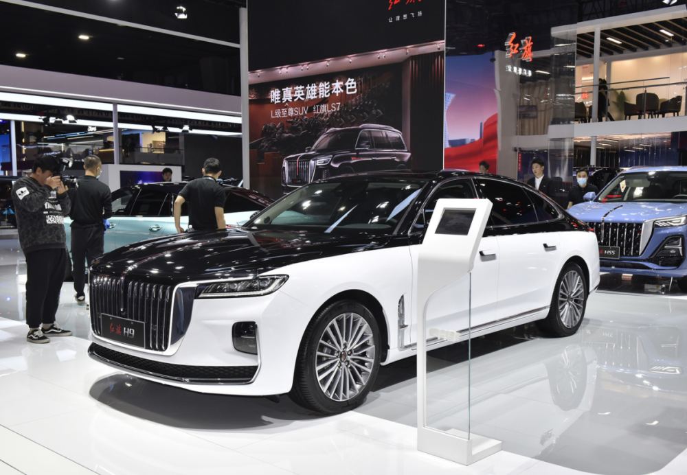 红旗h9硬件大改,新款2.5t发动机值得等,气质适合跑