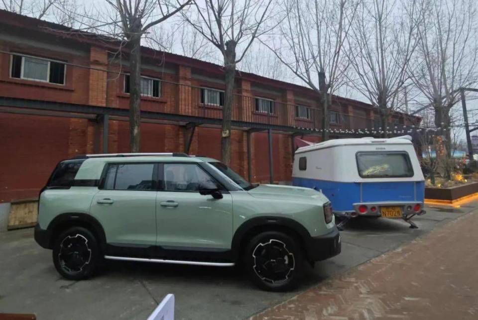 想在"轻越野"杀个回马枪,全新一代bj30有戏吗?_腾讯新闻