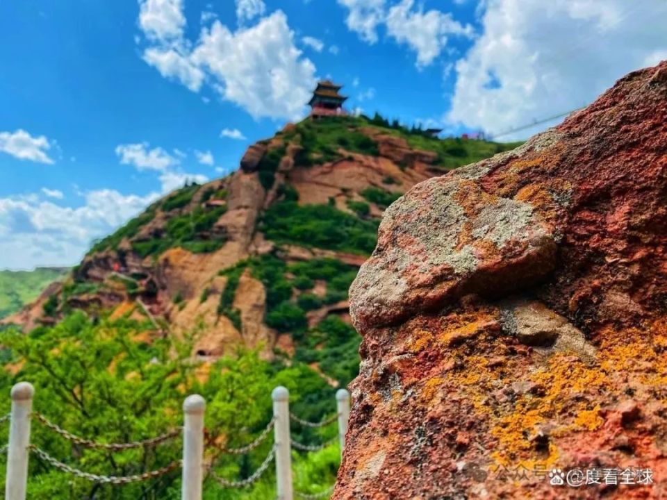 火石寨景点介绍,探索丹霞地貌之美,感受大自然魅力!