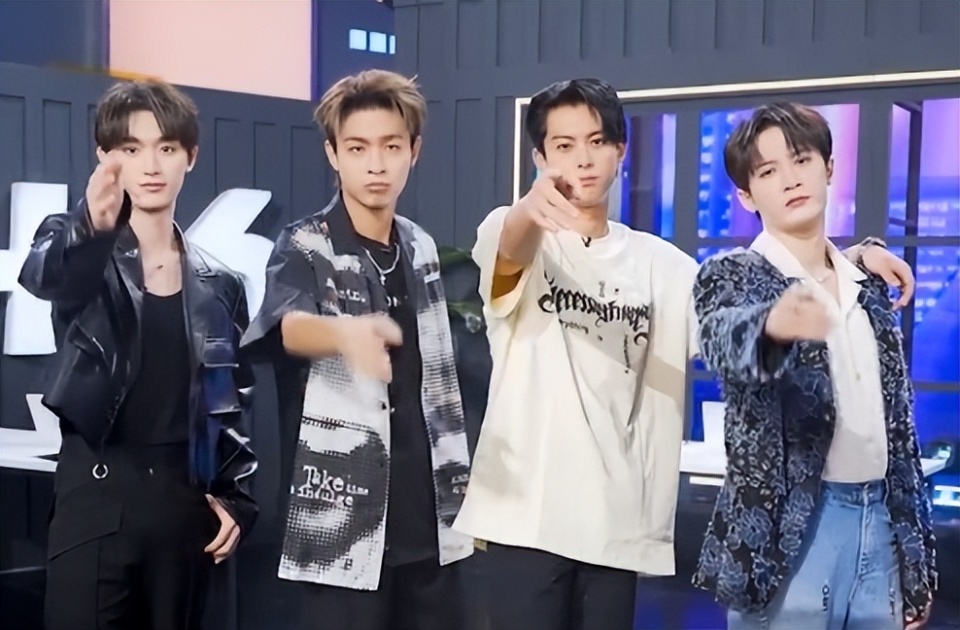 《星期六》一期封神,三大功臣必须嘉奖,秦霄贤的"狠"帮了大忙