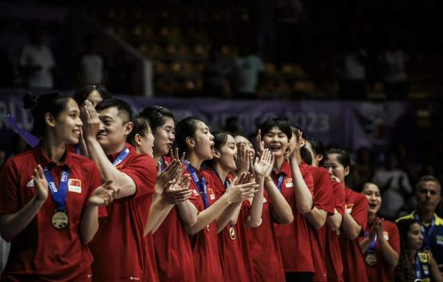 中国女排夺得世青赛冠军3人入选最佳阵容庄宇珊荣获mvp