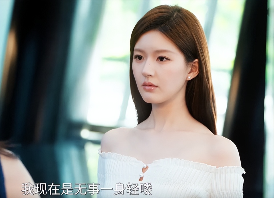 《许我耀眼》乔琳“好命姐”，团宠文女主待遇，但戏多是林涛吧？_腾讯新闻