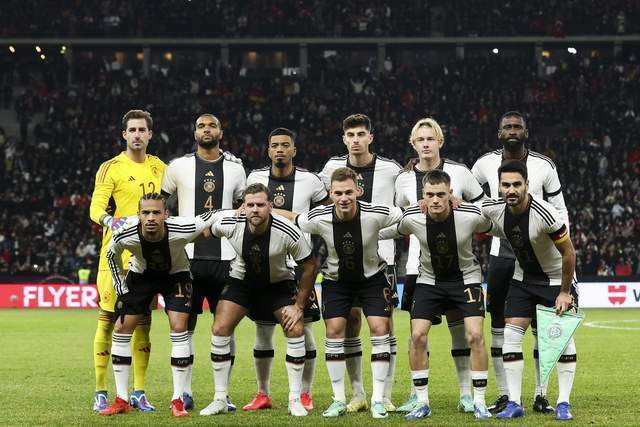 德国足协决定国家队改穿nike球衣被指不爱国元芳你怎么看