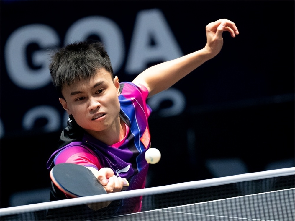 爆冷,国乒黑马周启豪1-3不敌张禹珍!