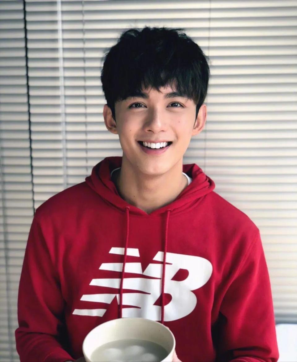 娱乐圈新晋好身材:于适又壮又瘦,许凯手臂惊人,吴磊变型男