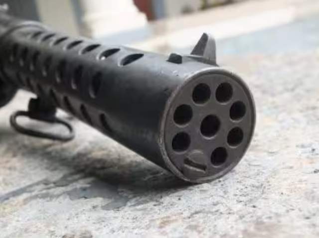 侵华日军的花机关,大花眼,野鸡脖子和拐把子,代表的都是啥枪?