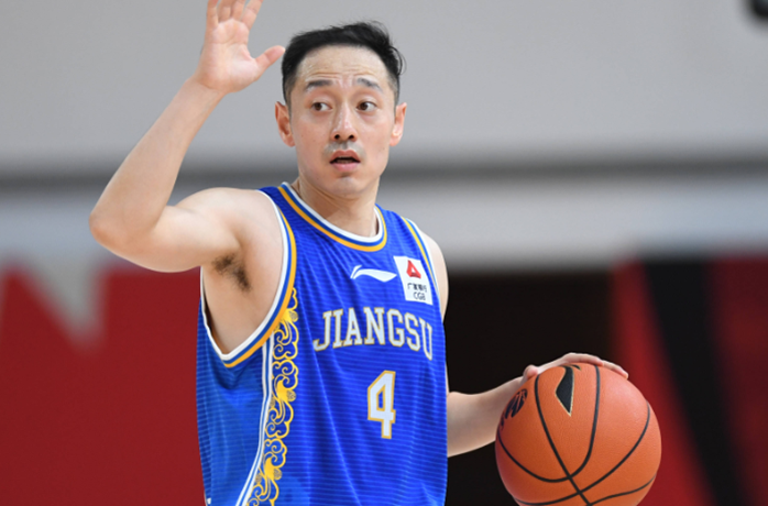 张彪,上赛季还是宁波队唯一顶薪球员,本赛季未获注册.