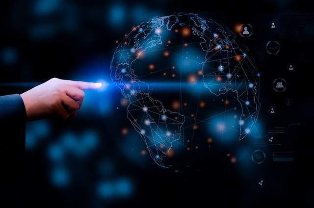 百度文心一言首秀遇冷，是否只是AI入门的热身？”