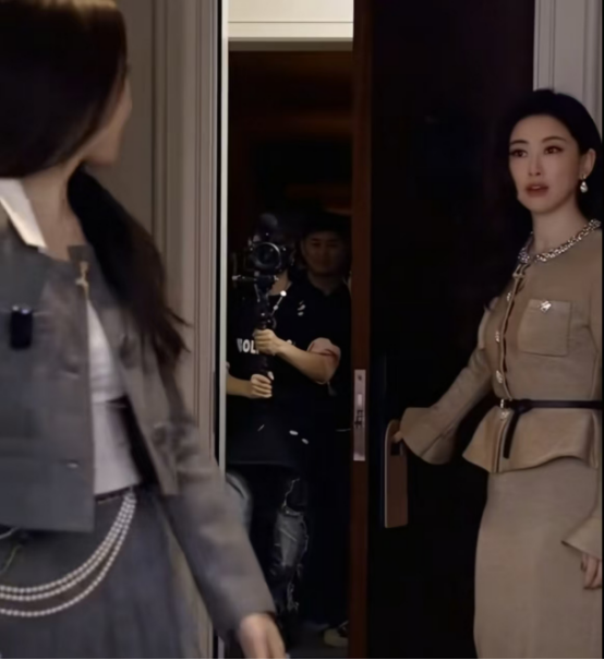 一场尴尬的采访，让全网看清了朱珠有多厉害